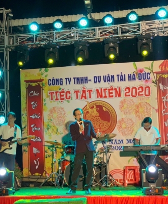 SÂN KHẤU