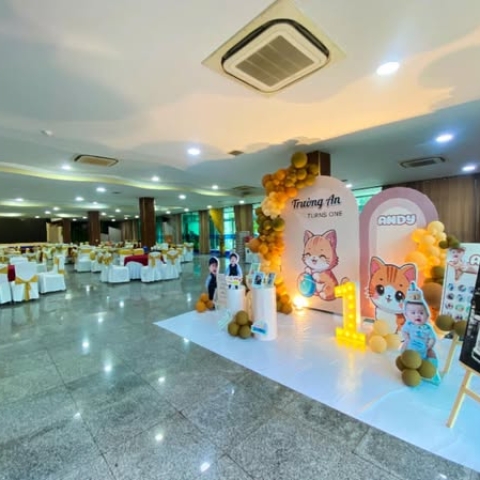 tiệc nhà hàng + Decor
