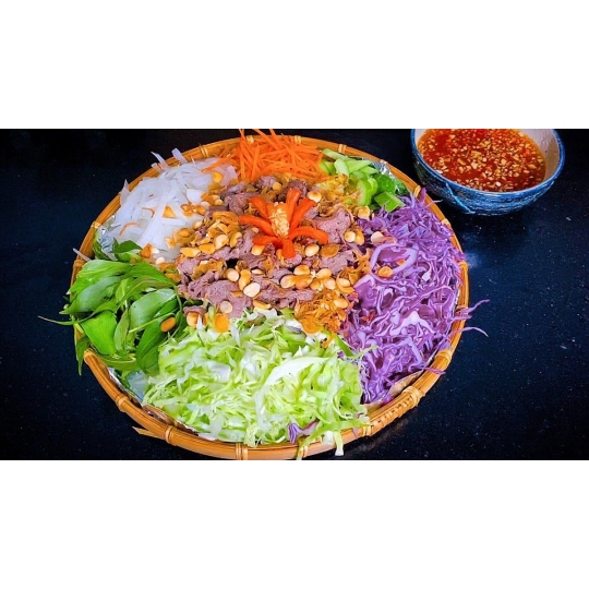 GỎI BÒ NGŨ SẮC